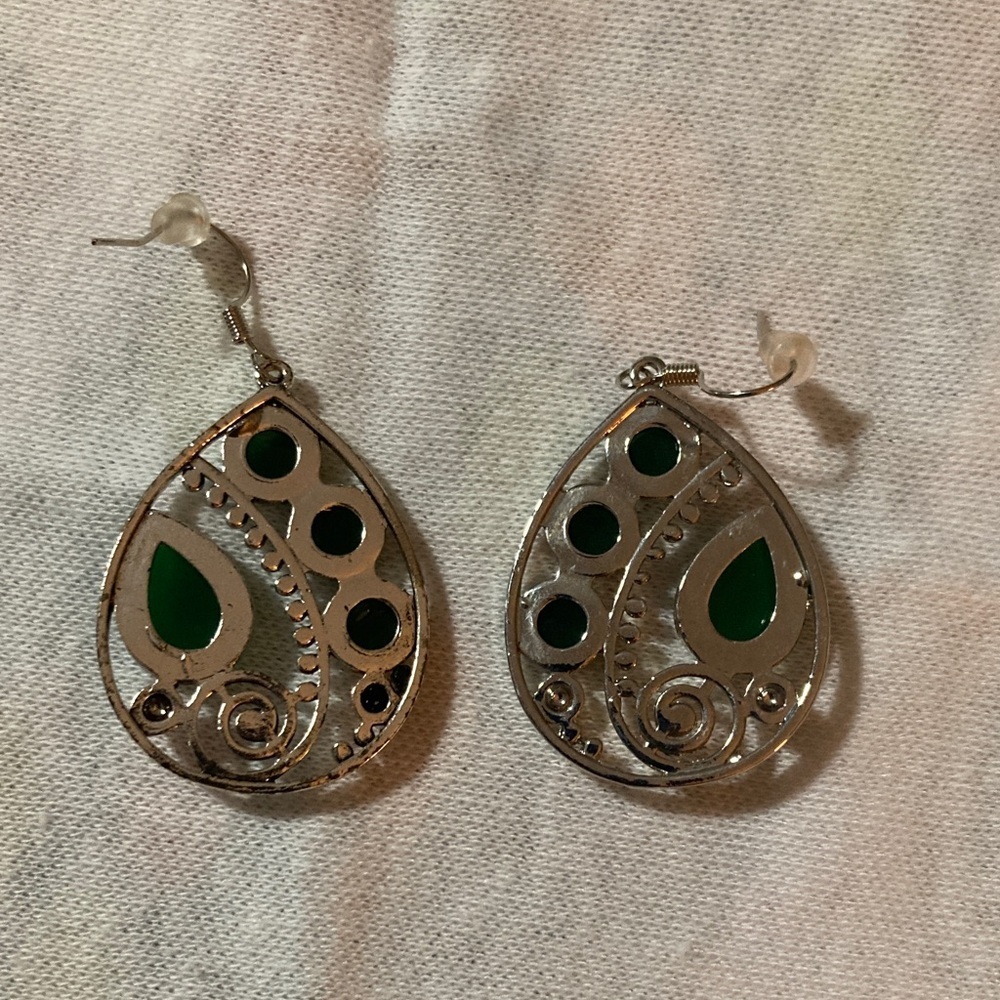 Artisan Silver and Green Swirl Earrings - Picture 2 of 2
